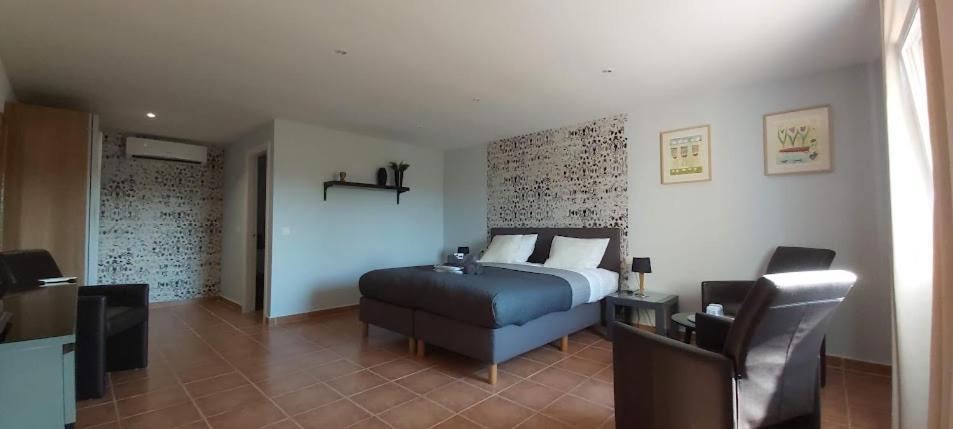 B&B La Puerta Del Sueno Calig ภายนอก รูปภาพ